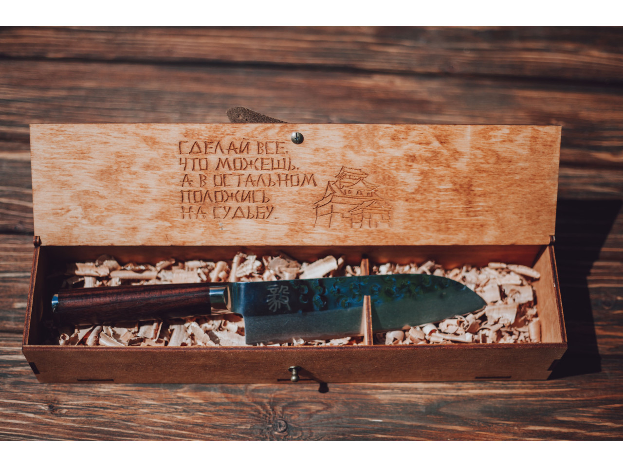 Santoku Professional Damascus Knife, 17cm GRILLI 77728