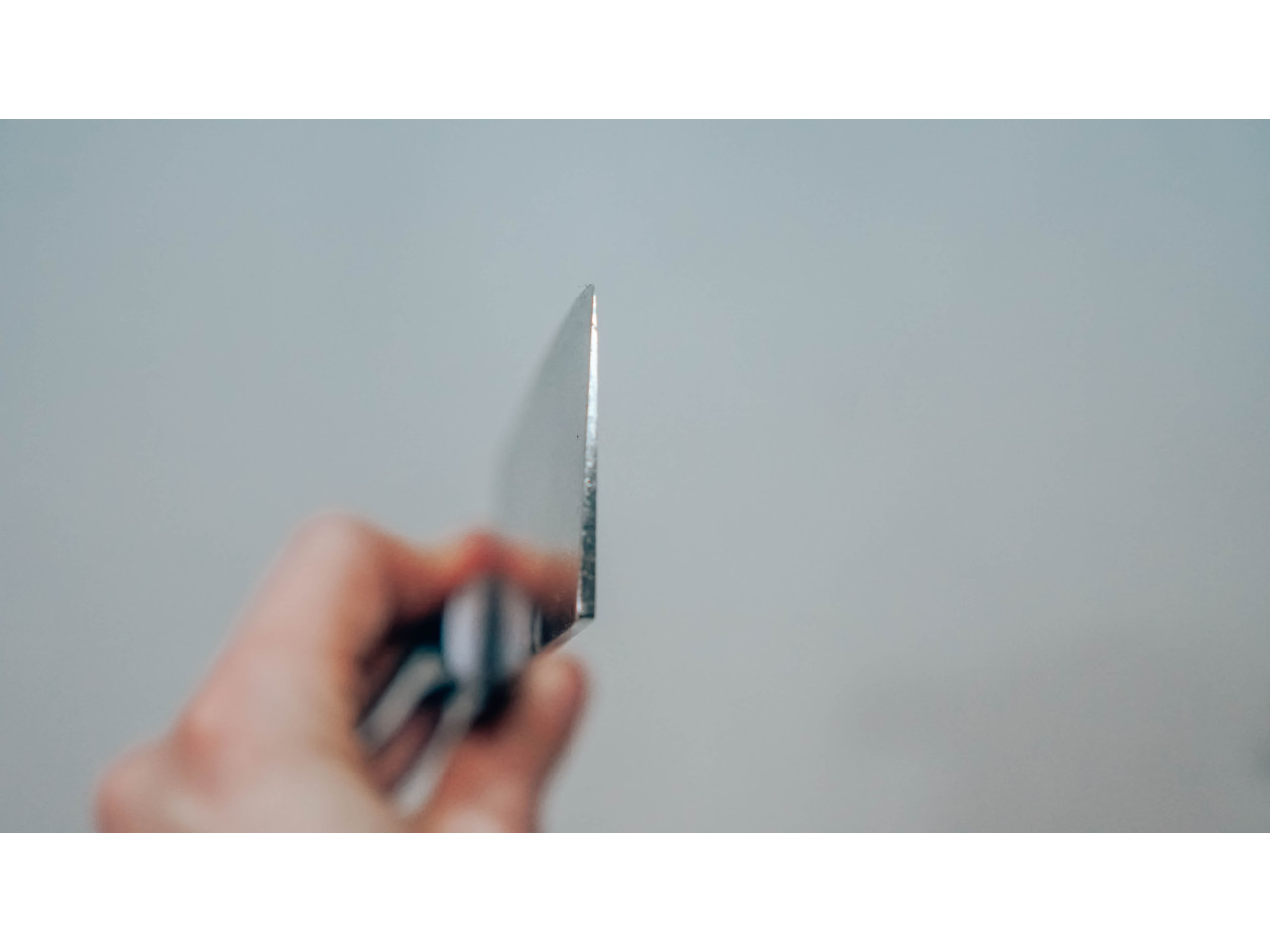 Kitchen knife made of Damascus steel Professional, 18 cm. GRILLI 777759