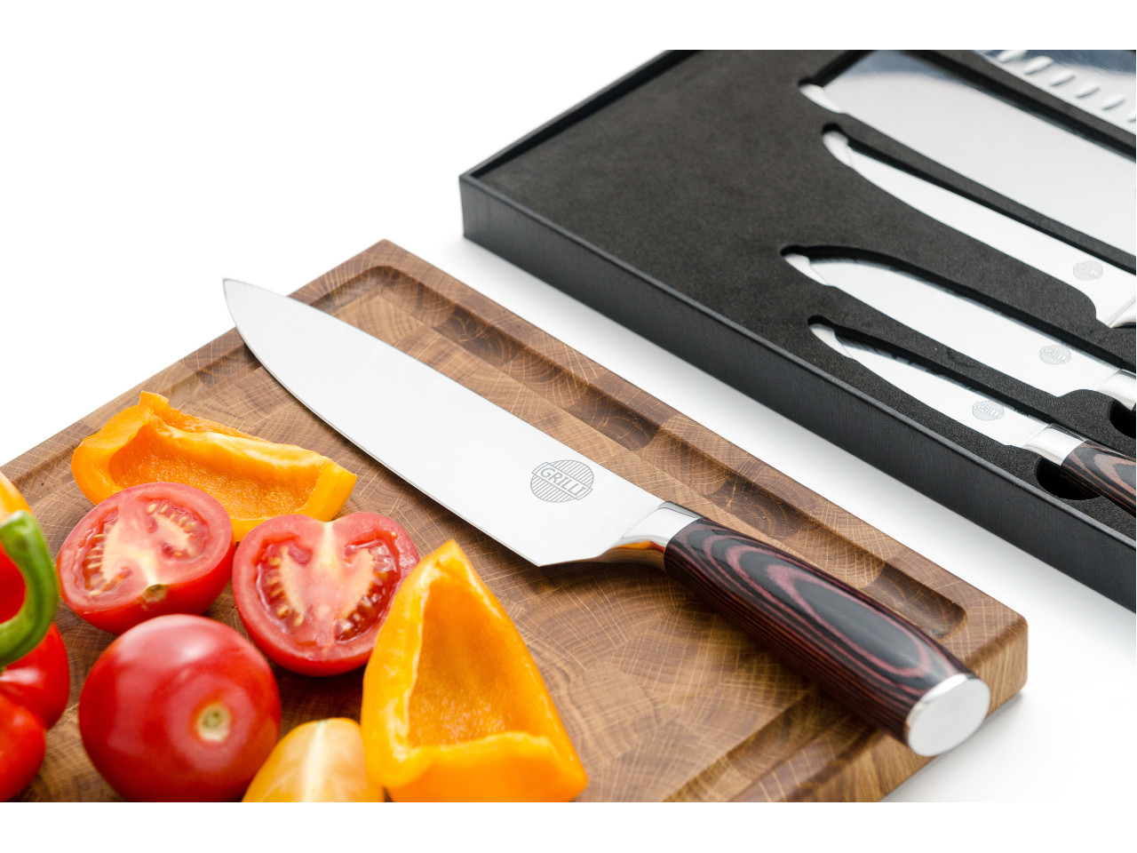 Professional Set of 8 Knives Made of Damascus Steel GRILLI 707001
